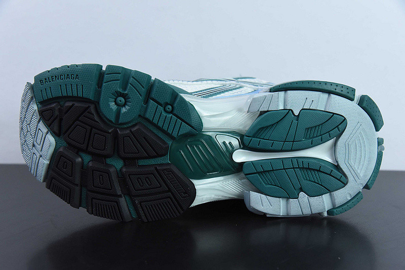 Ba*len*cia*ga runner sneaker
