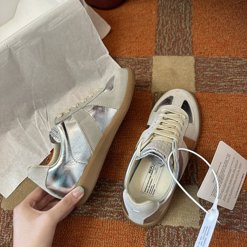 ma*s*n Ma*i*la sneaker