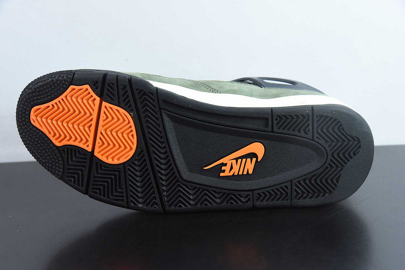air jordan 4 Undefeated x Air Jordan 4 IB1519-200