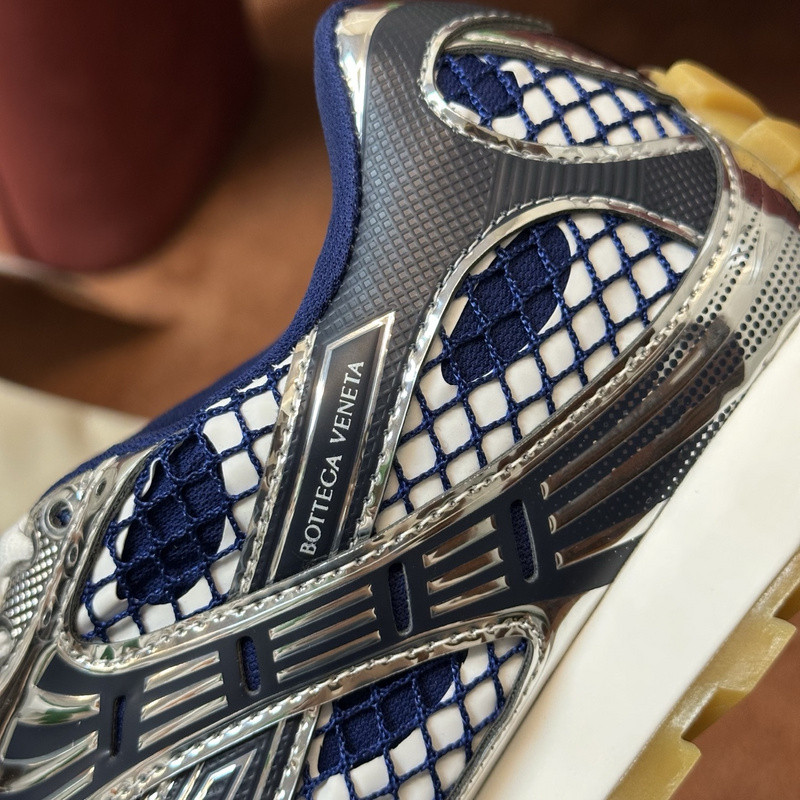 b0tt*ga Ven*ta orbit sneaker