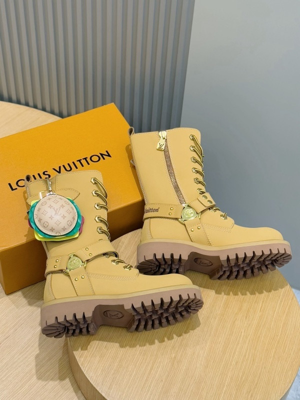 LVT BOOTS