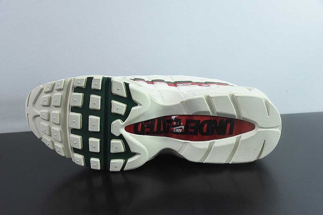 Nike x Undefeated Air Max 95