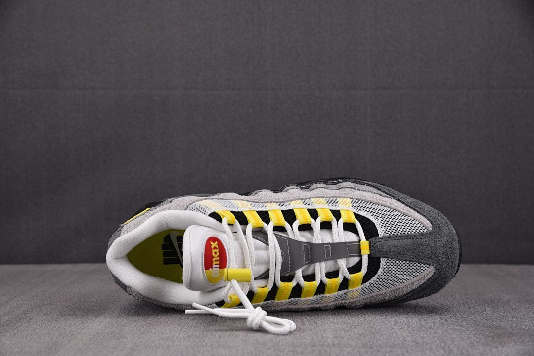 Nike x Undefeated Air Max 95