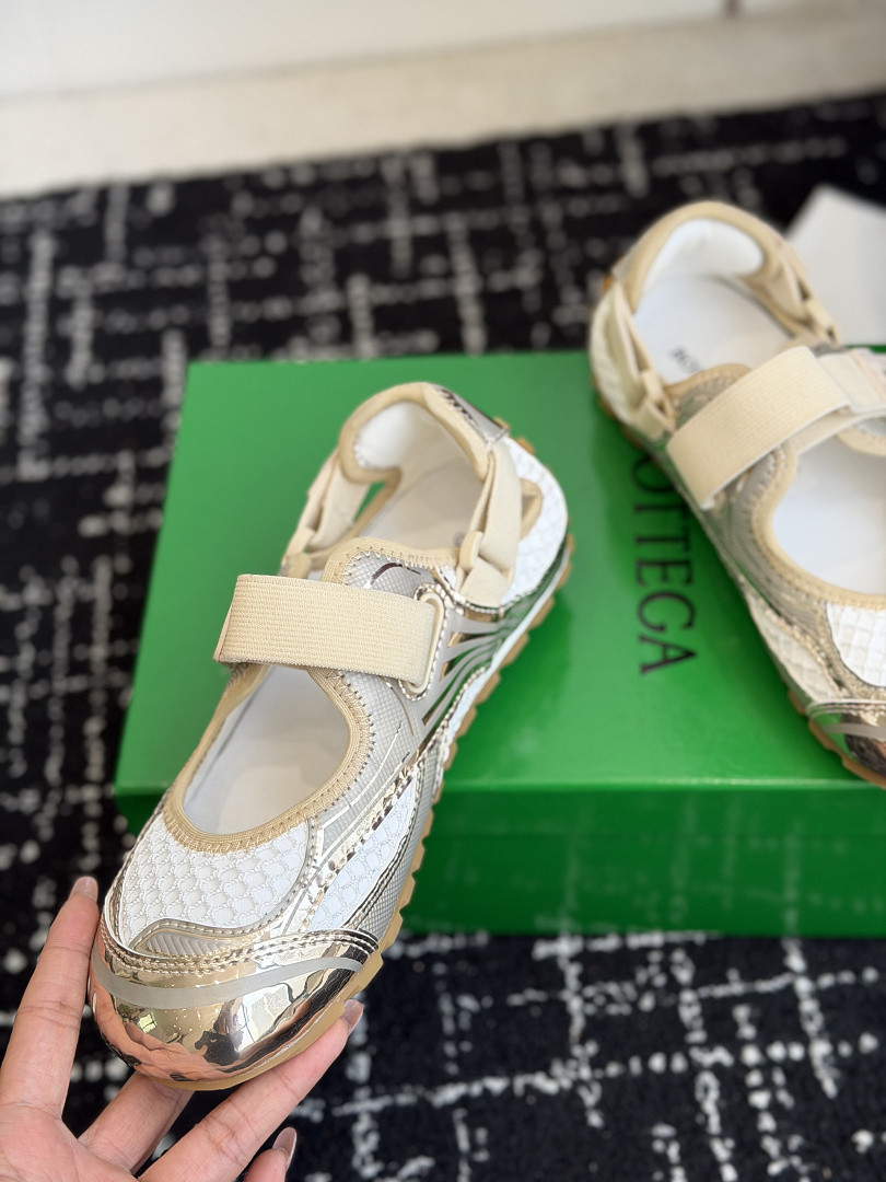 B0tt*ga Ven*ta Orbit Sneaker