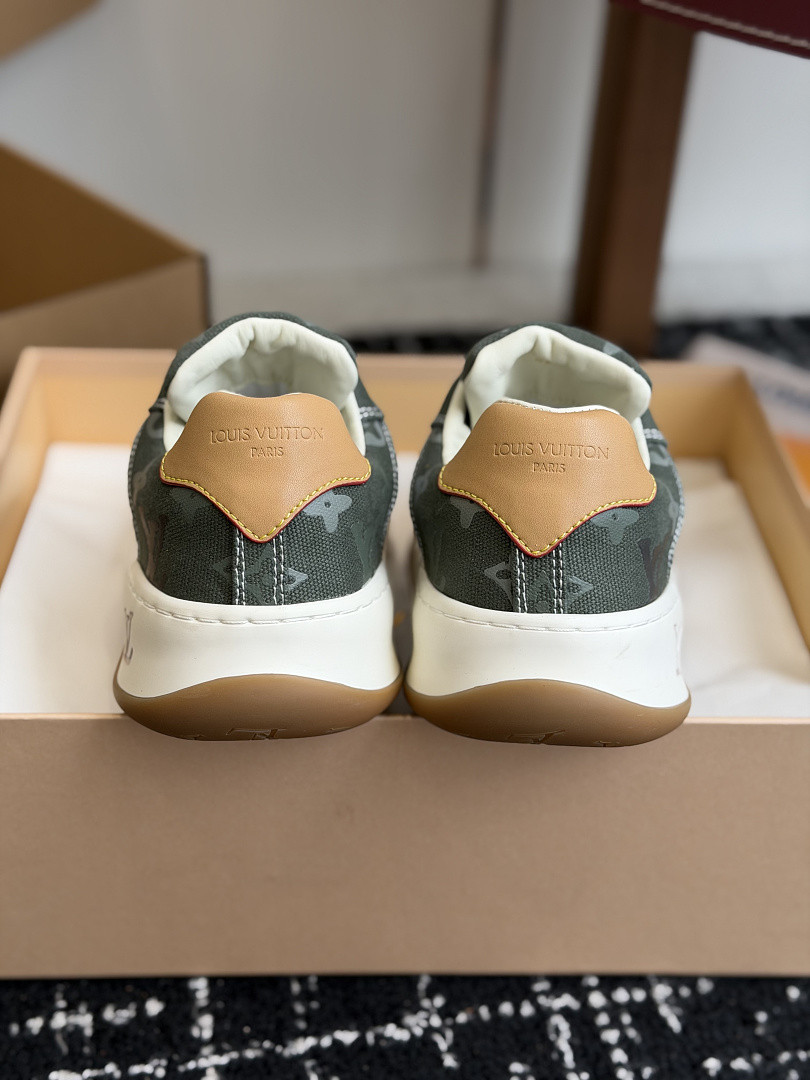 LVT SNEAKERS