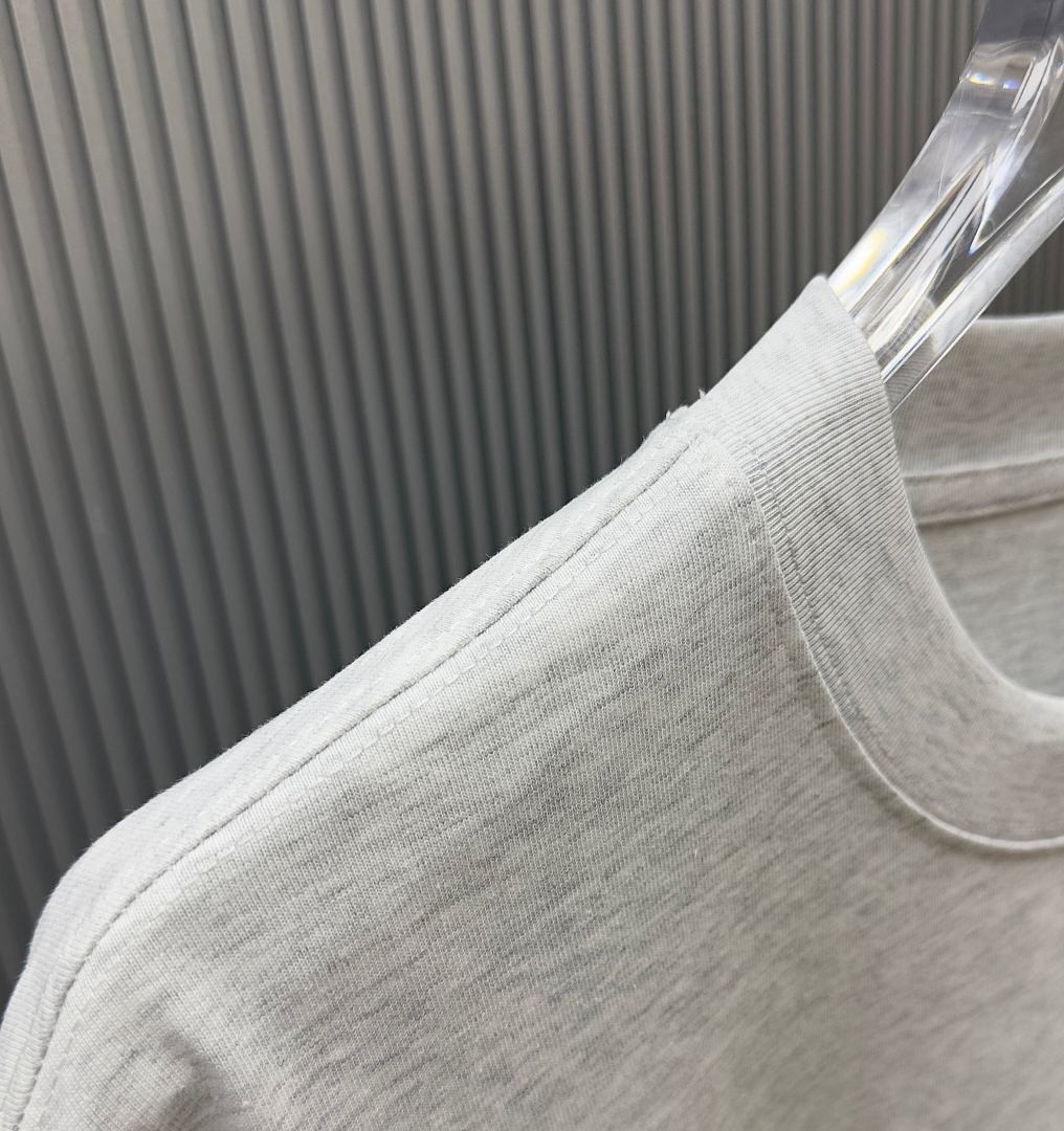 Mais0n Marg*e1a
