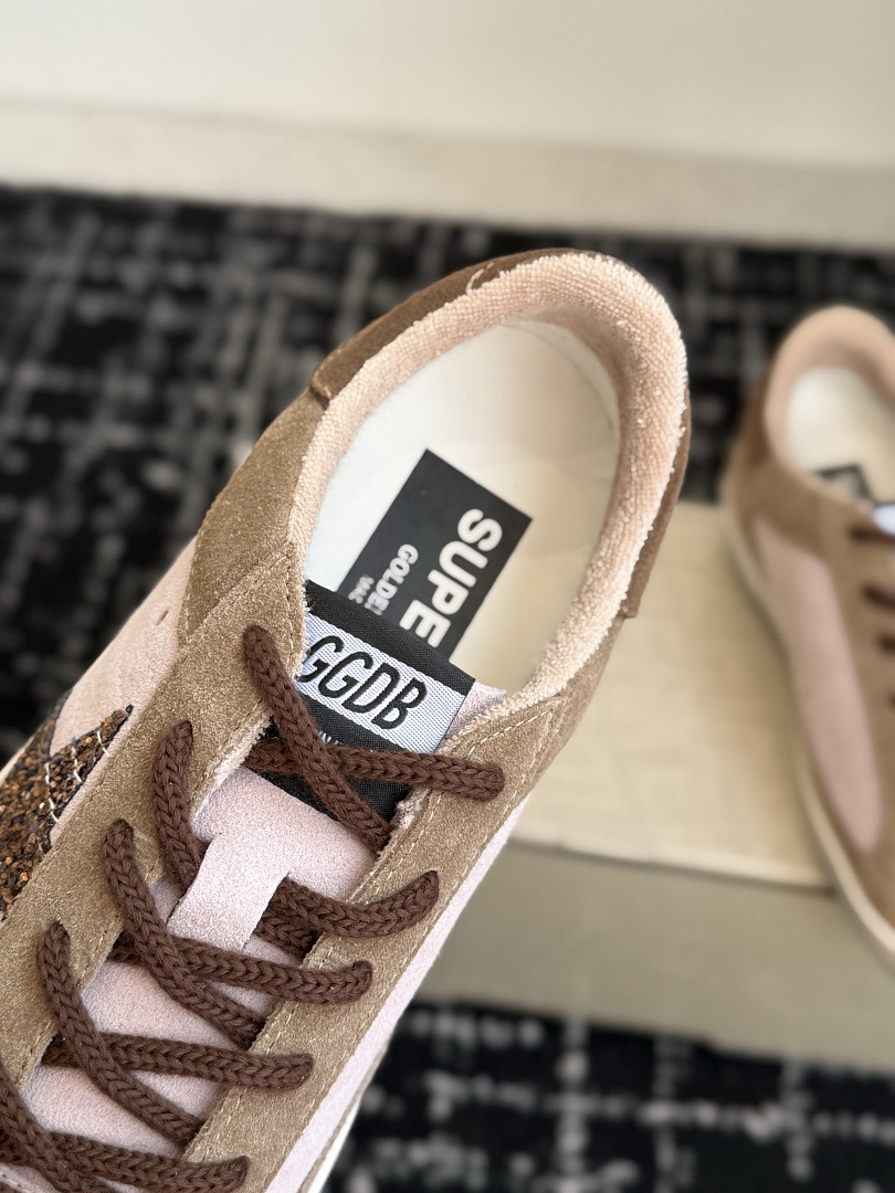 GGDB SNEAKER