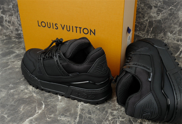 LVT SNEAKERS