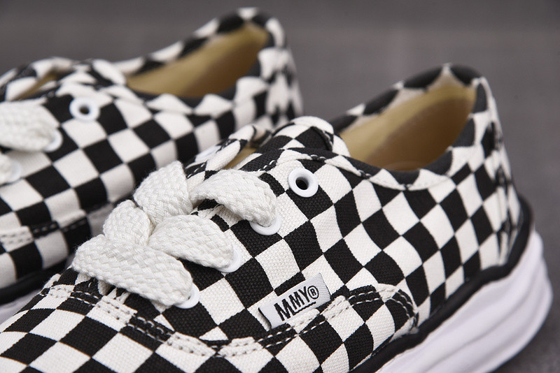 Ma*s*n mihara yasuhiro sneaker