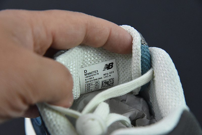 new balance sneaker