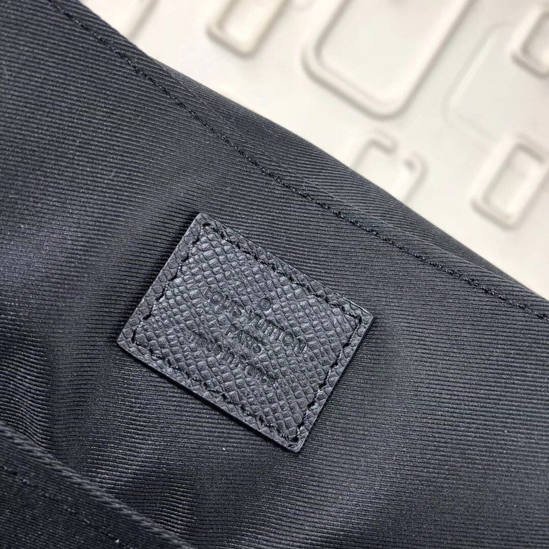 LVT PURSE