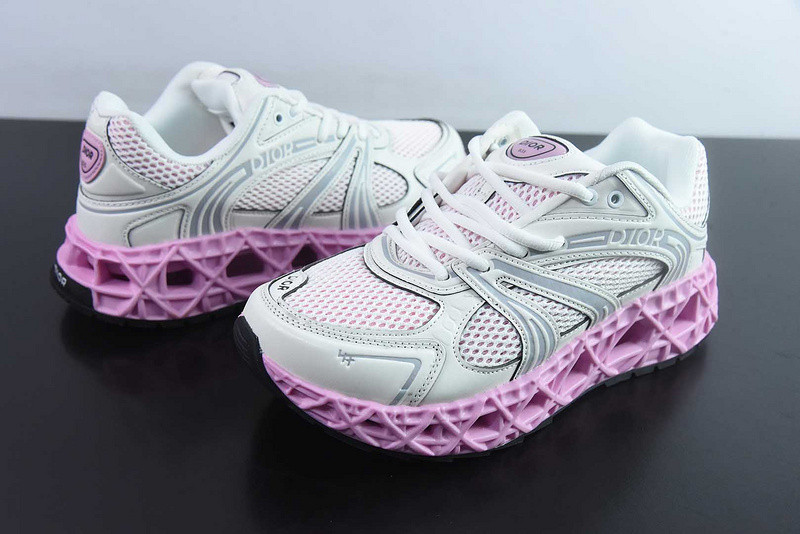 DIO* SNEAKER