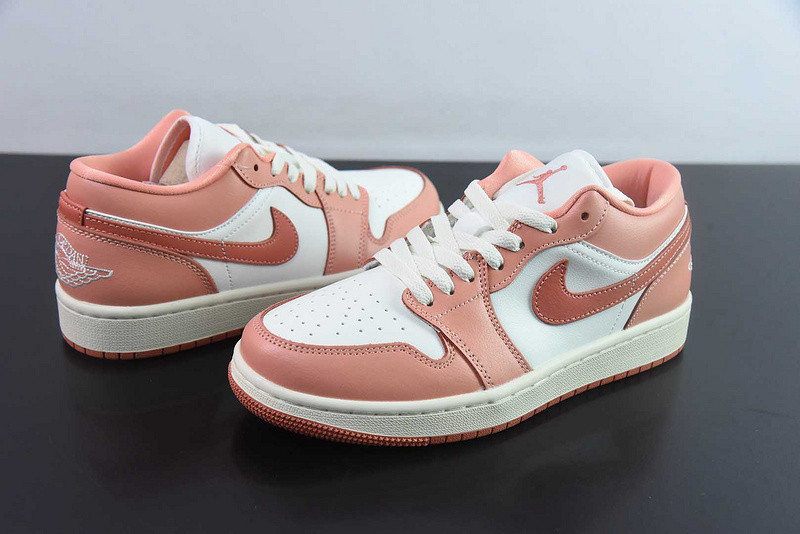 Air Jordan 1 Low 