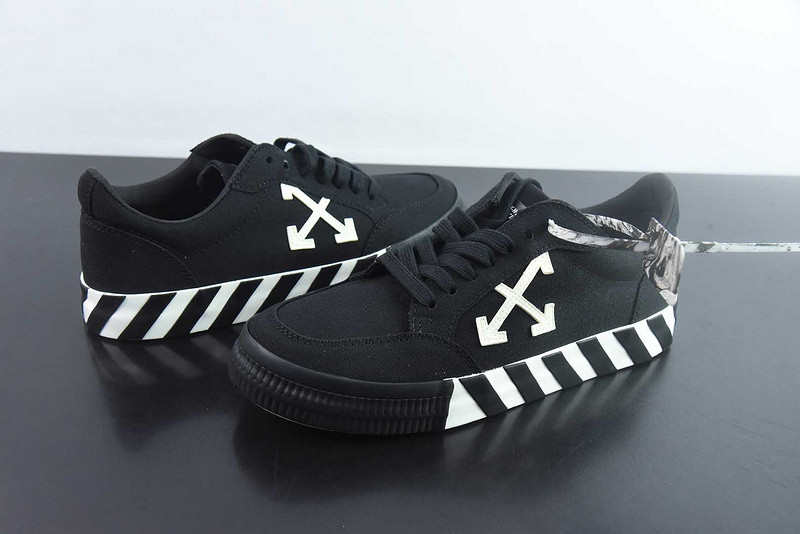 off white SNEAKERS