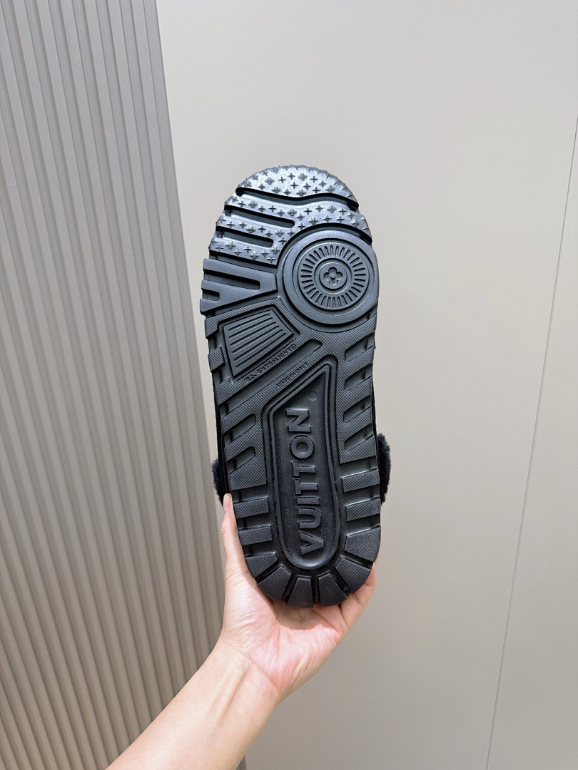 LVT SNEAKERS