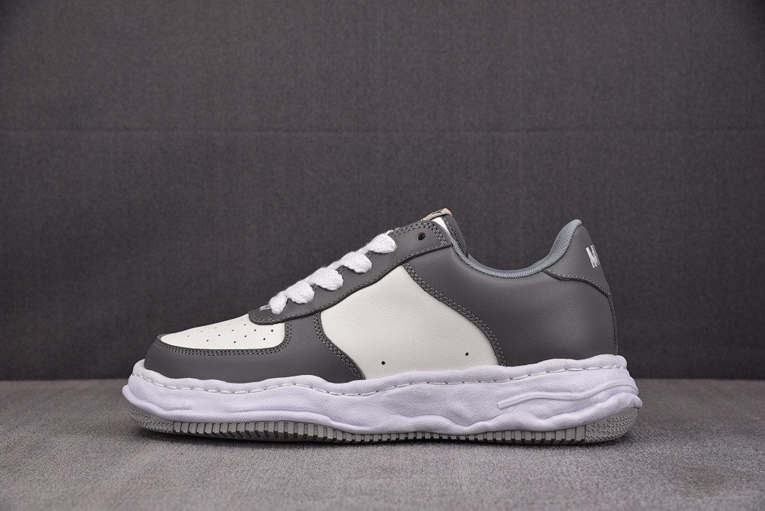 Ma1s0n MIHARA YASUHIRO Sneaker