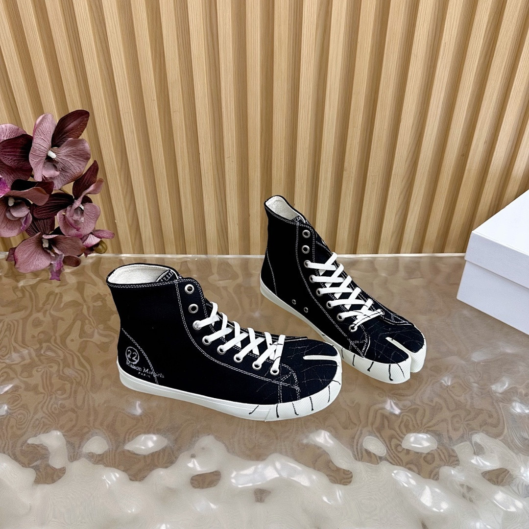 Ma1s0n Marg*e1a SNEAKER