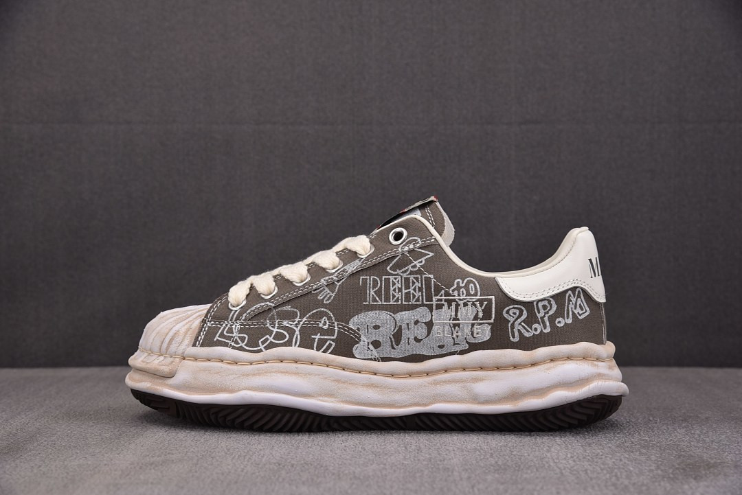 Ma1s0n MIHARA YASUHIRO Sneaker