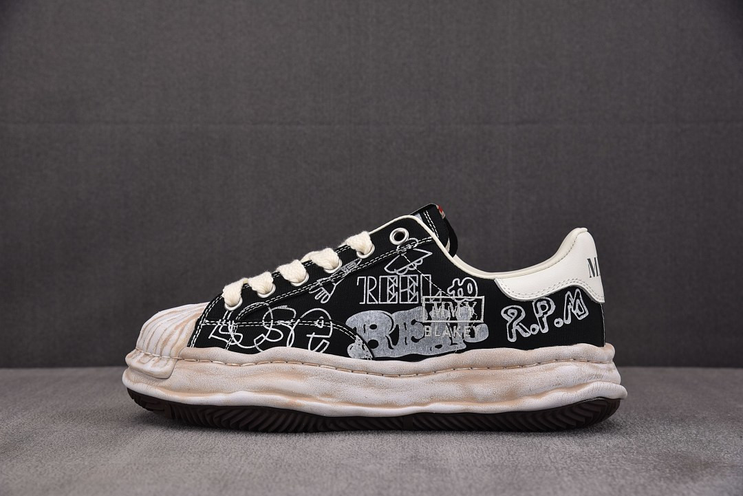 Ma1s0n MIHARA YASUHIRO Sneaker