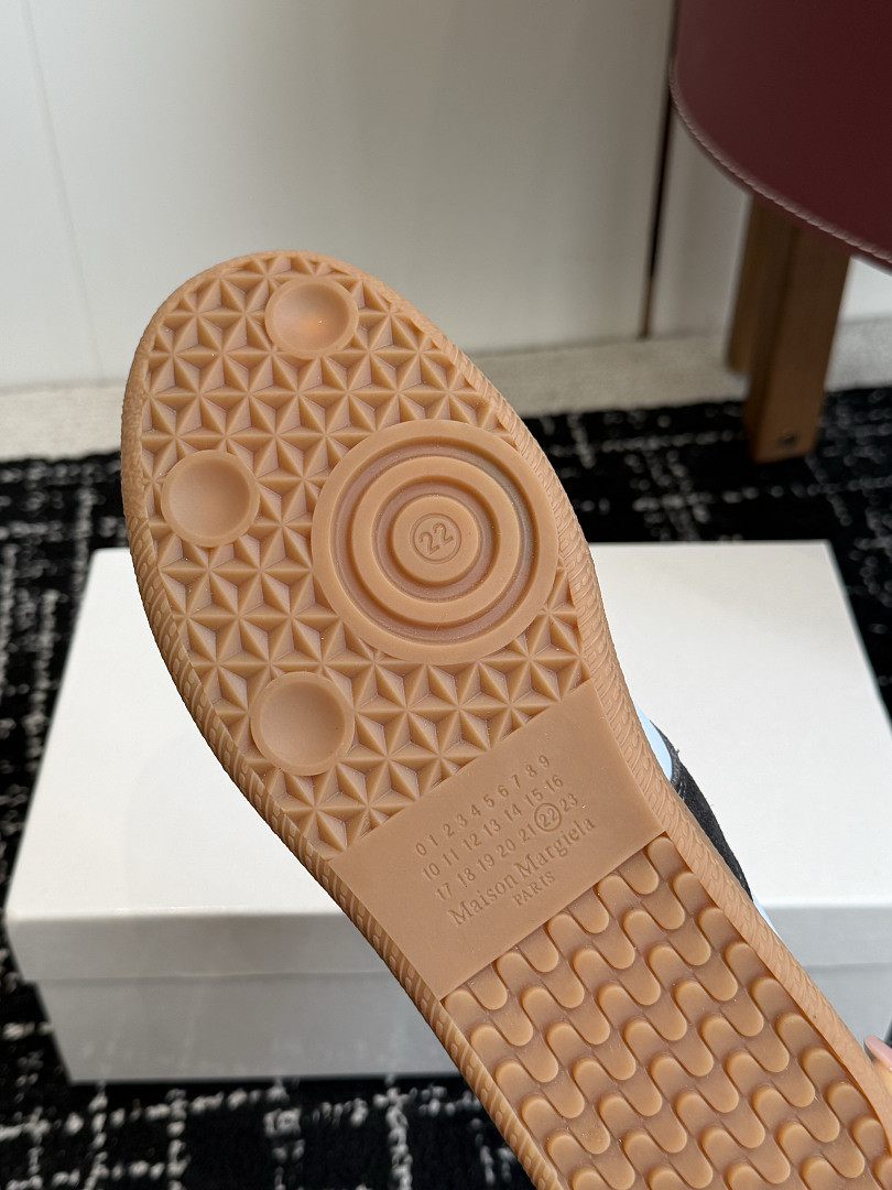 Ma1s0n Marg*e1a SNEAKER