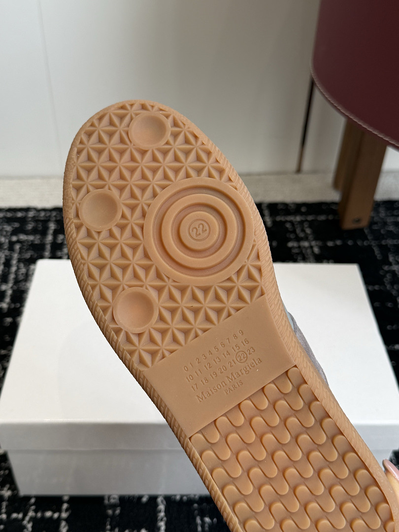 Ma1s0n Marg*e1a SNEAKER