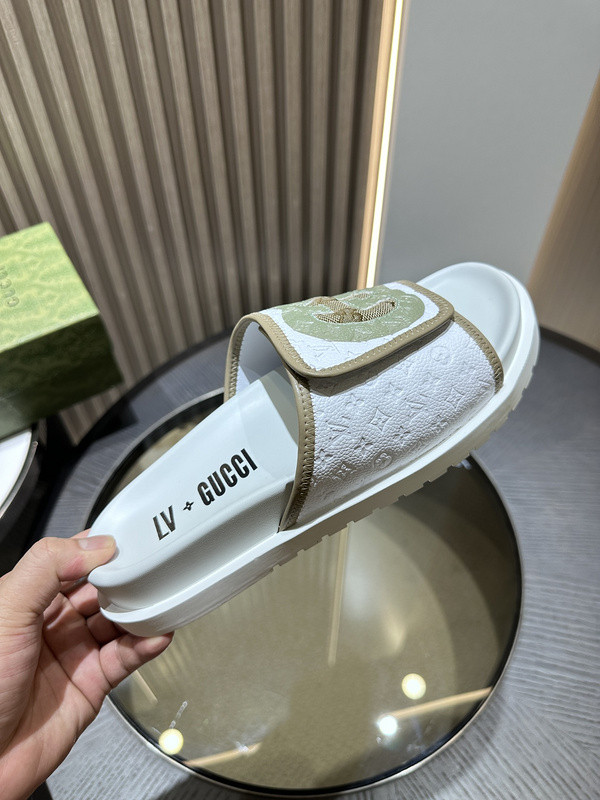 g*u*i sandals