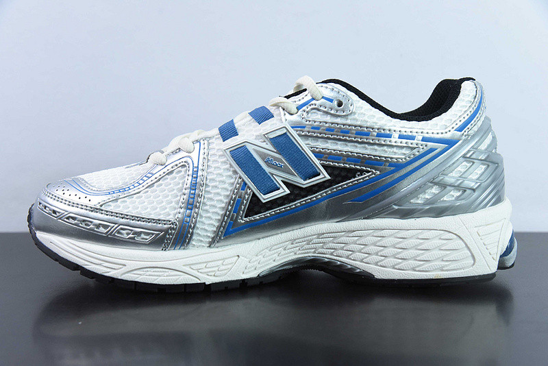 new balance sneaker