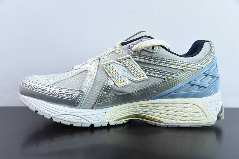 new balance sneaker