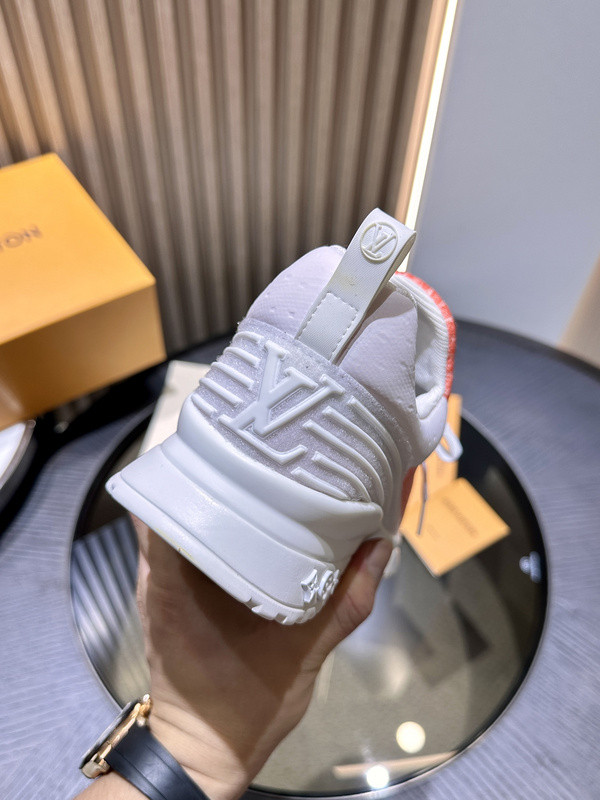 LVT SNEAKERS