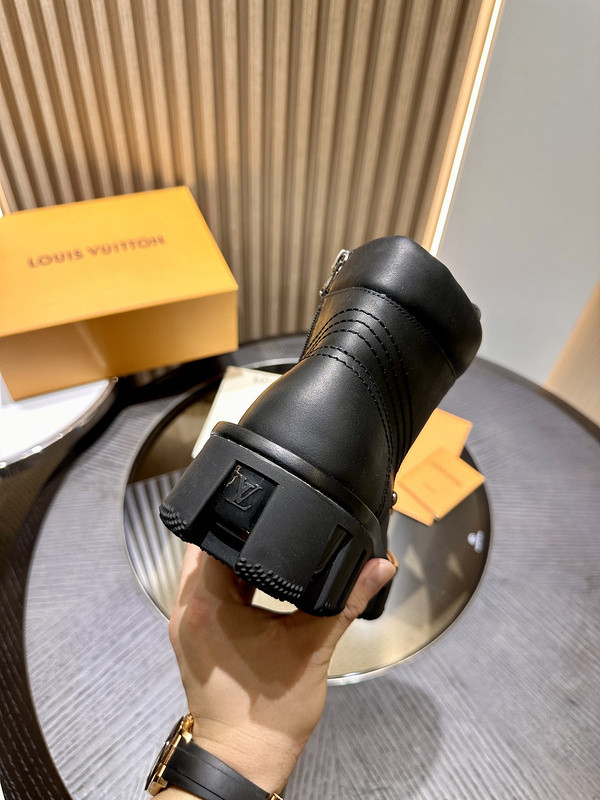 LVT BOOTS