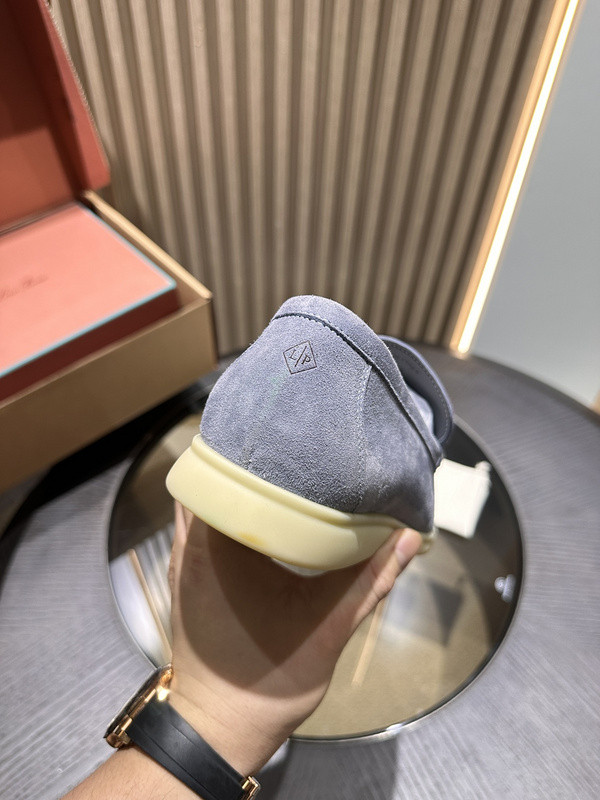 L0r0 P1ana sneaker