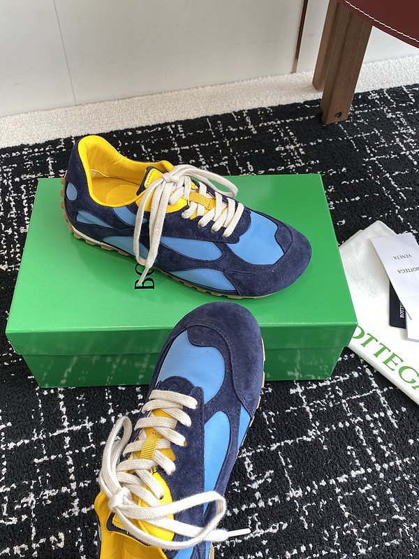 b0tt*ga Ven*ta sneaker