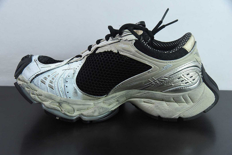 BC XL SNEAKERS