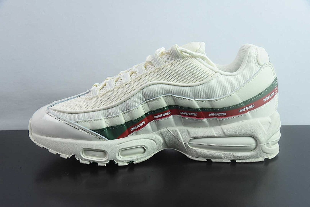 Nike x Undefeated Air Max 95