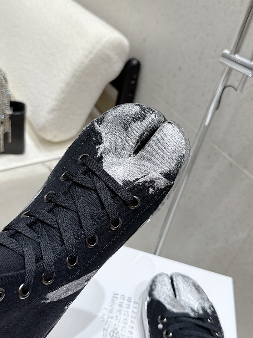 Ma1s0n Marg*e1a SNEAKER