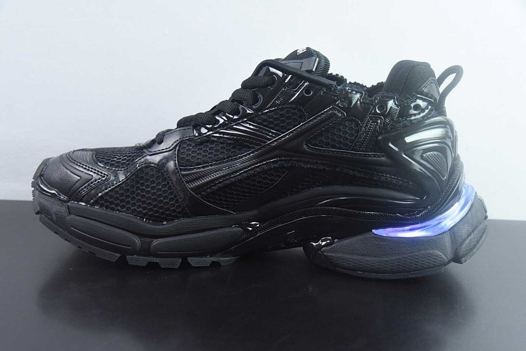 Ba1en*iaga Runner Sneaker LED