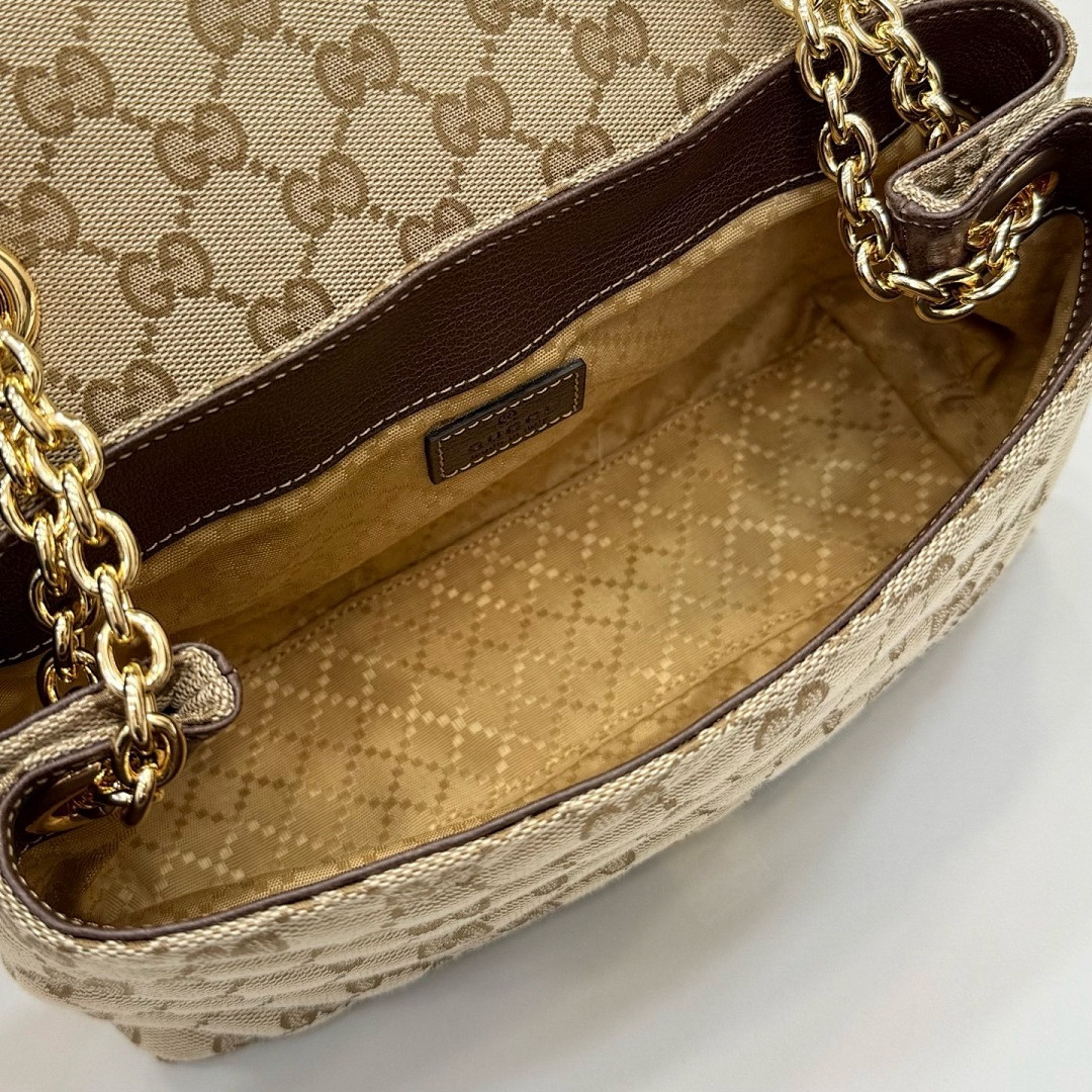 Gvc*1 BAG