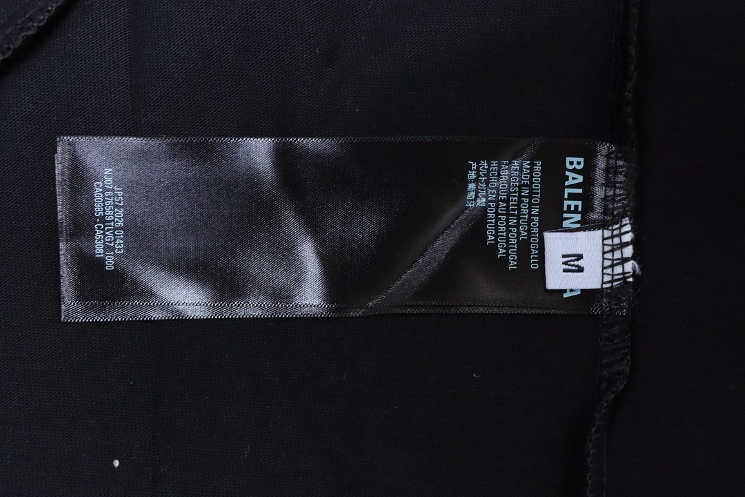 Ba1en*iaga Clothes