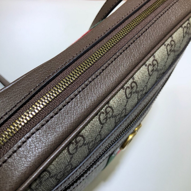 G*u*i shoulder bag