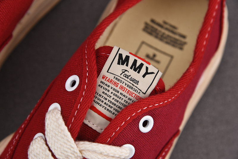 Ma*s*n mihara yasuhiro sneaker