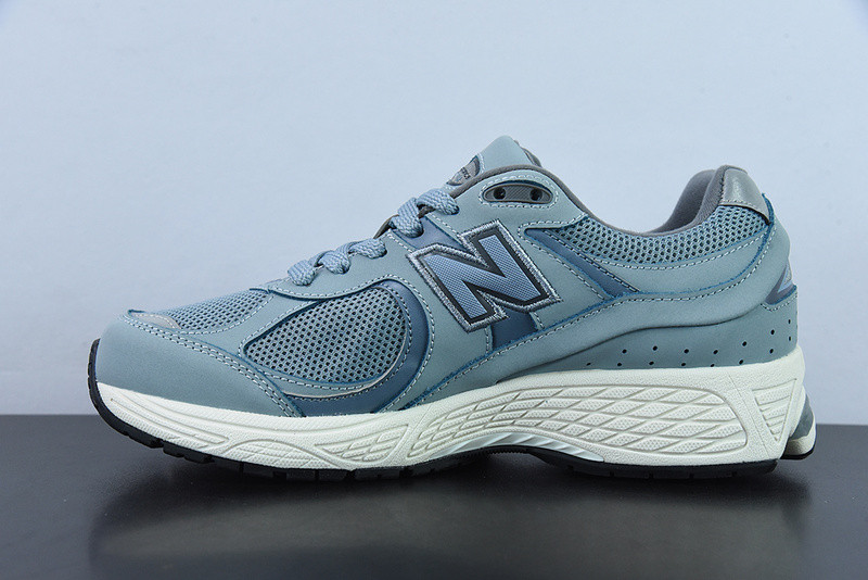 new balance sneaker