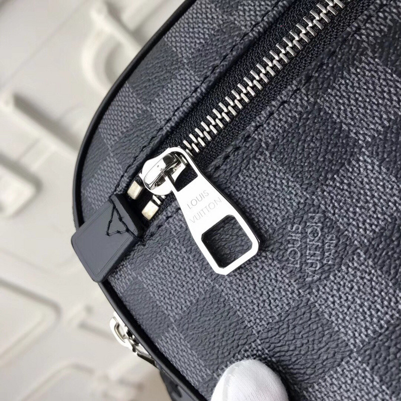 LVT PURSE