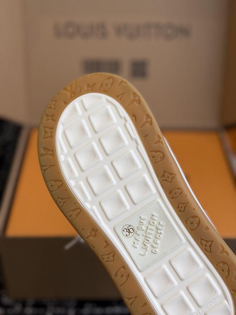 LVT SNEAKERS