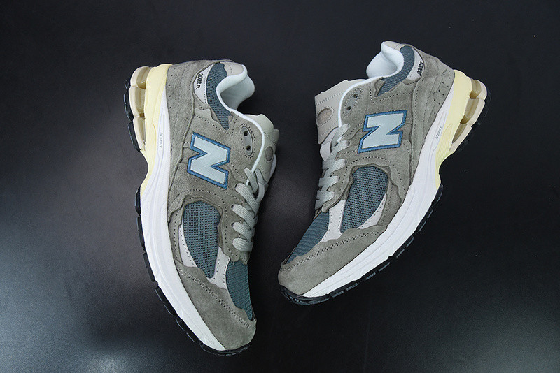 new balance sneaker