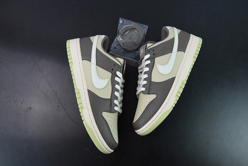 nike sb dunk low"sail olive grey fb4960-21