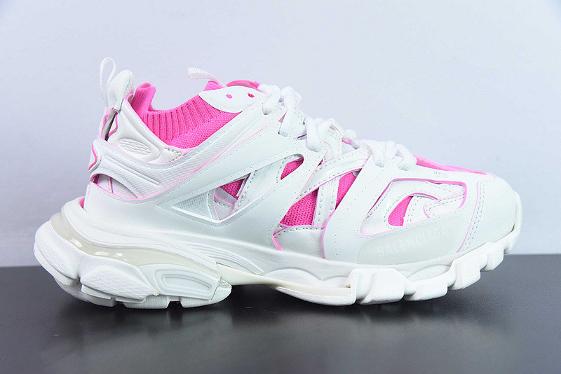 bc track sneaker