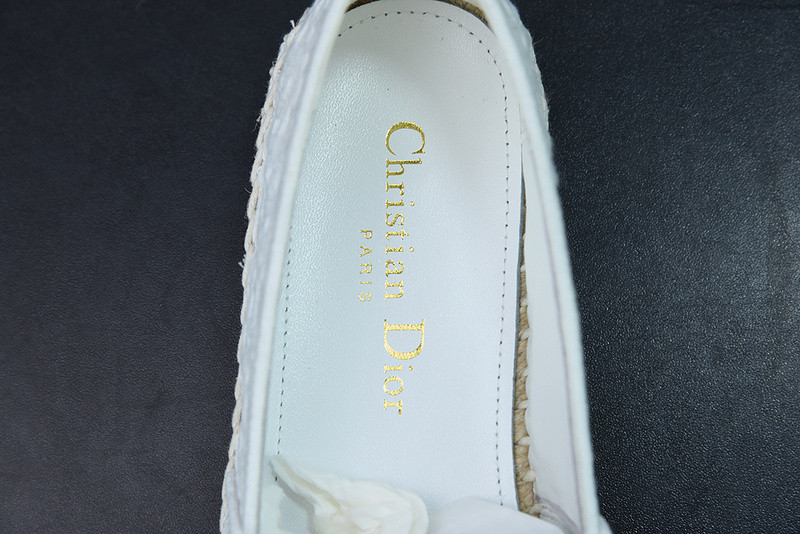 dio* sneaker