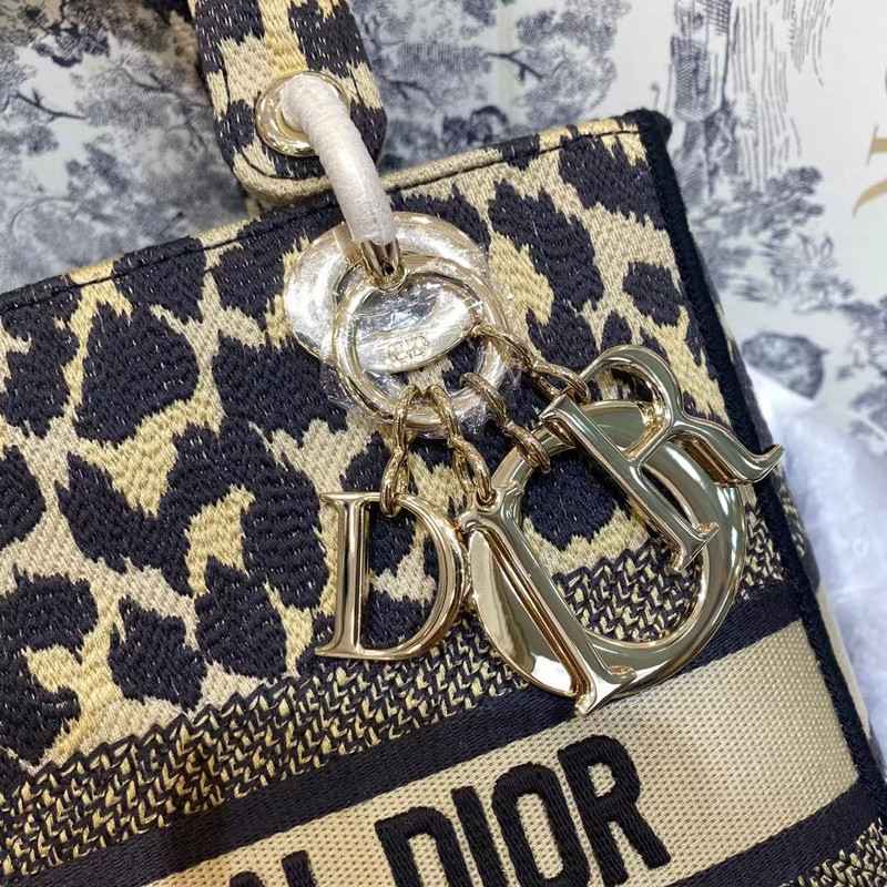 D10r bag