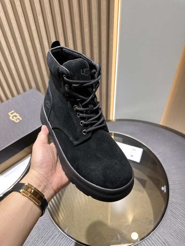 UGG