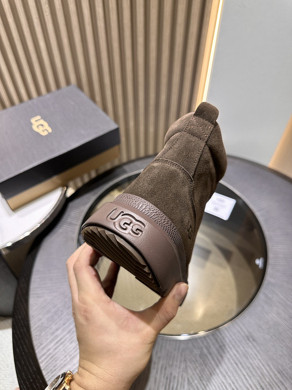 UGG